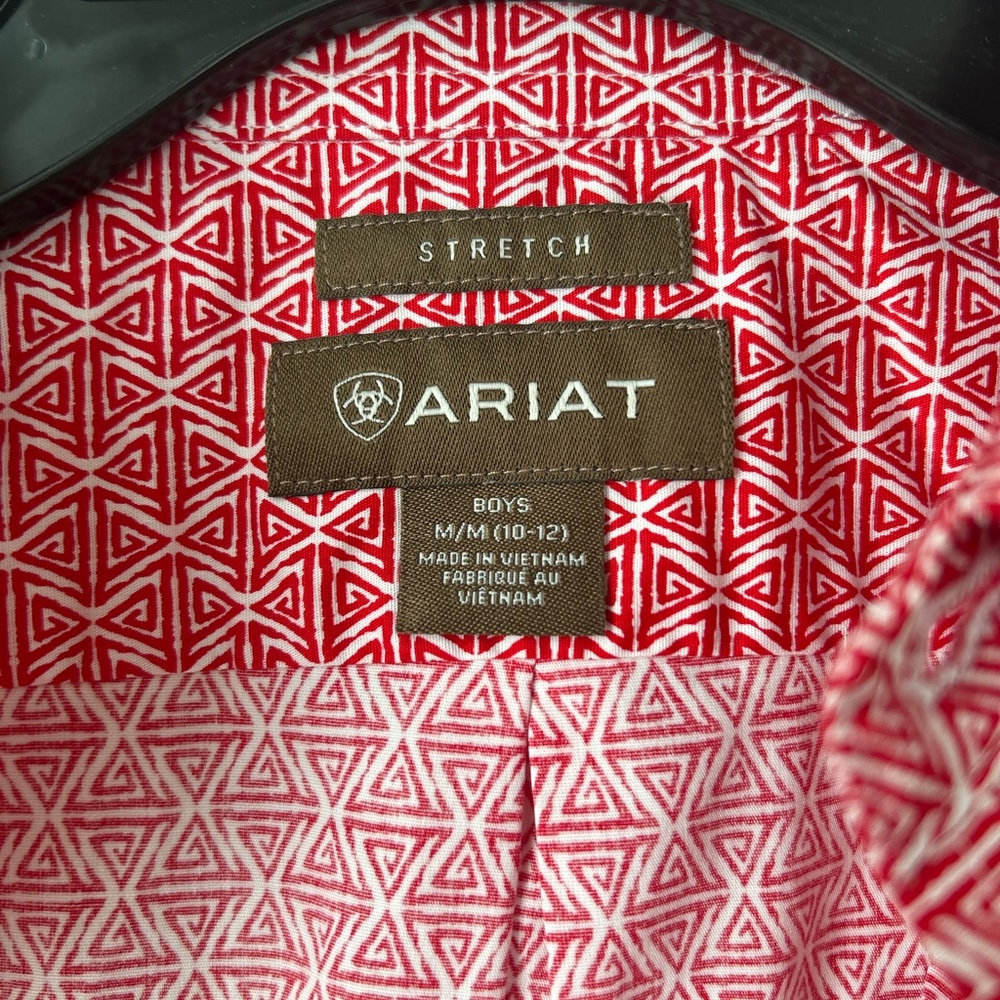 Ariat Boy’s Long Sleeve Button Down Red Geometric Classic Fit Shirt New-Sz.10/12 - Picture 6 of 10